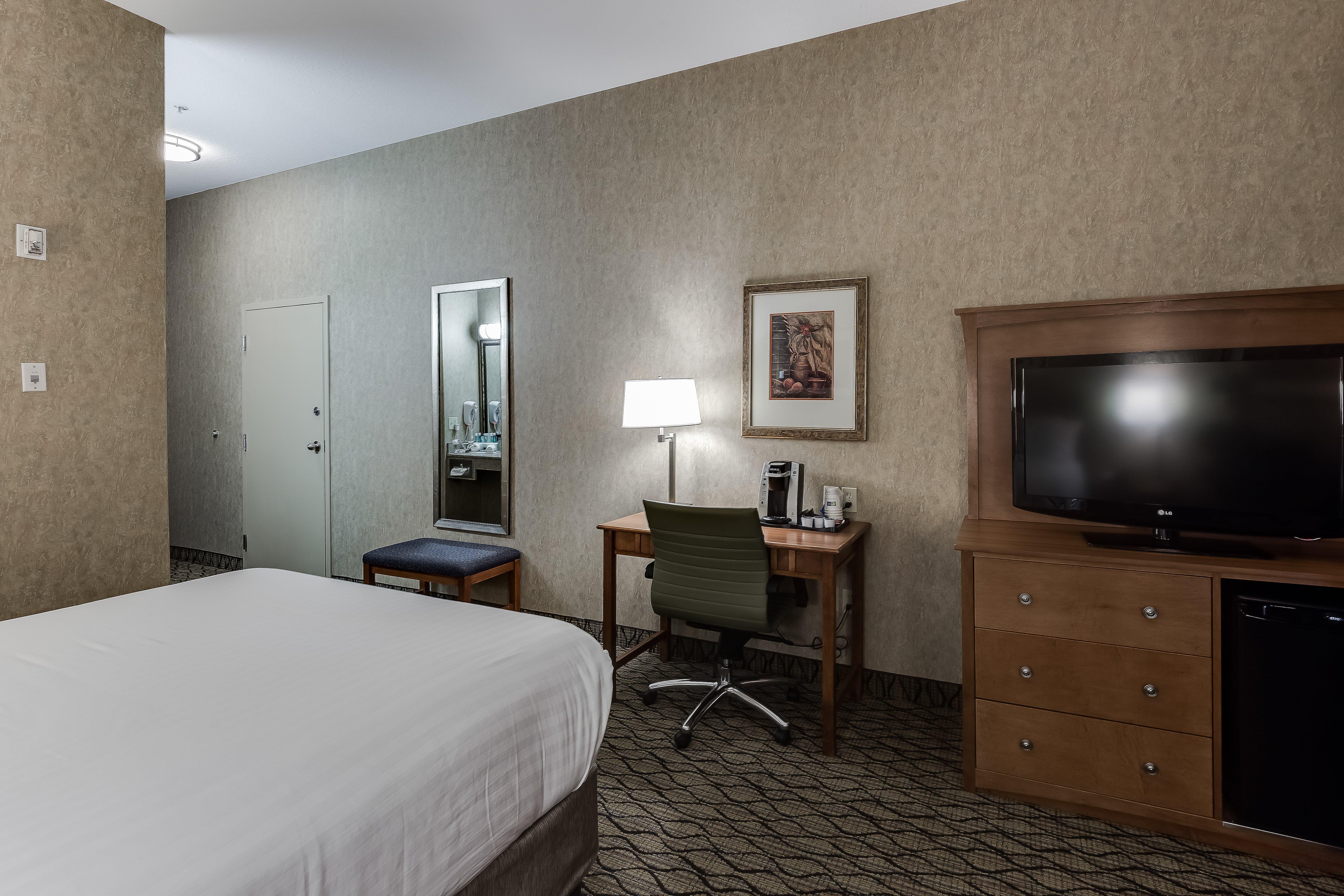 Holiday Inn Express Hotel & Suites Saskatoon By Ihg Εξωτερικό φωτογραφία