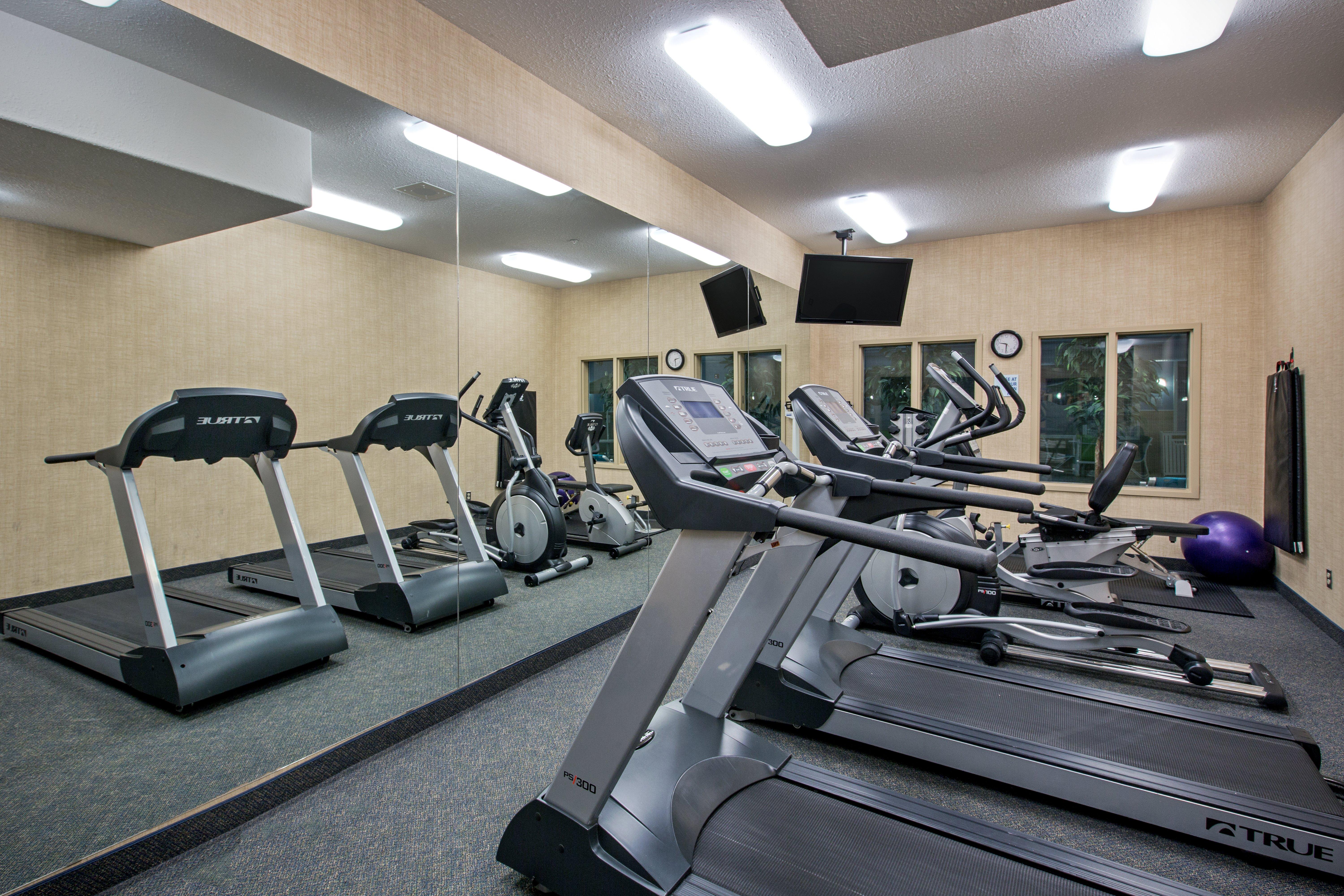 Holiday Inn Express Hotel & Suites Saskatoon By Ihg Εξωτερικό φωτογραφία
